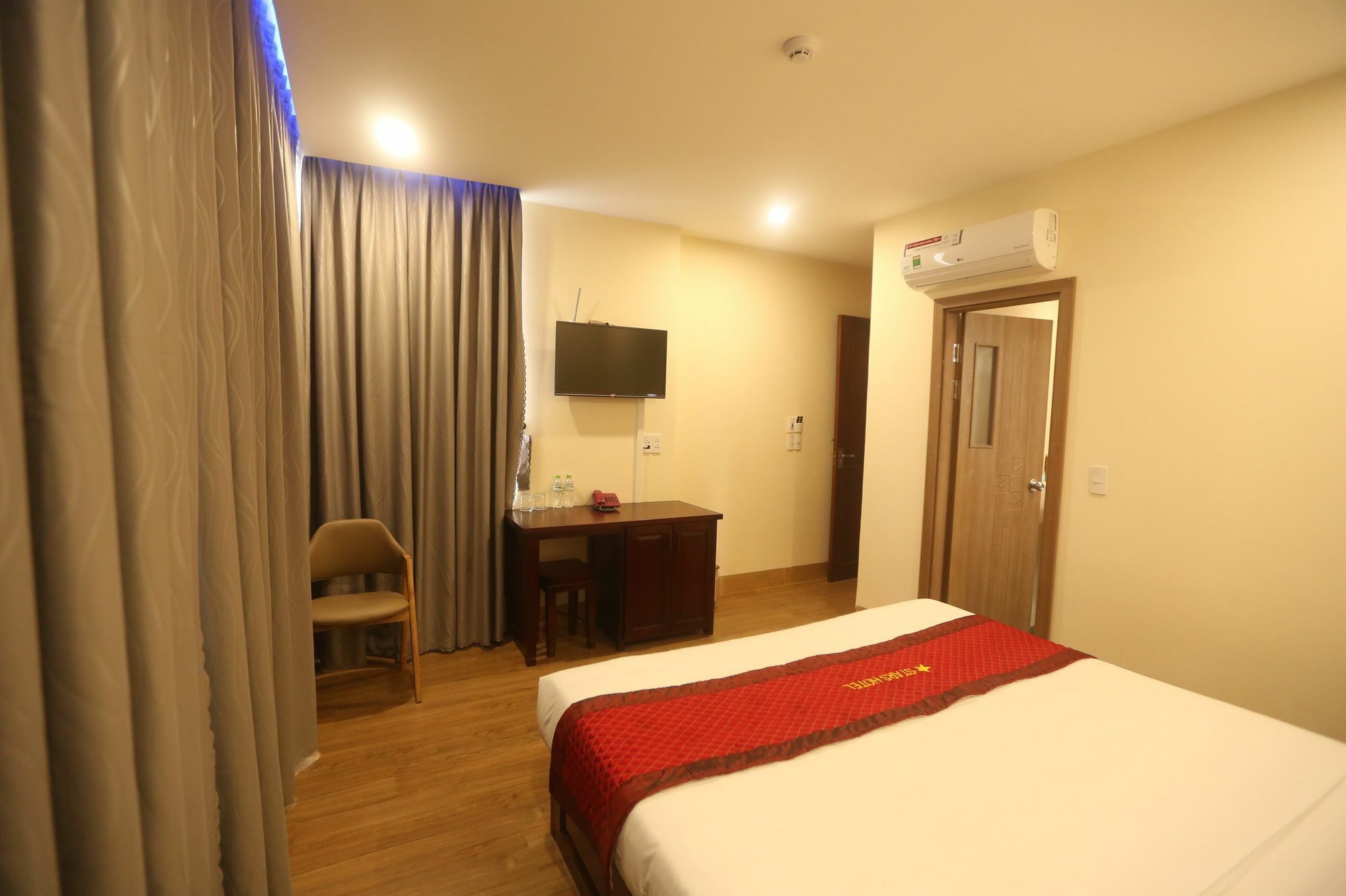 Stars Hotel Danang Exterior photo