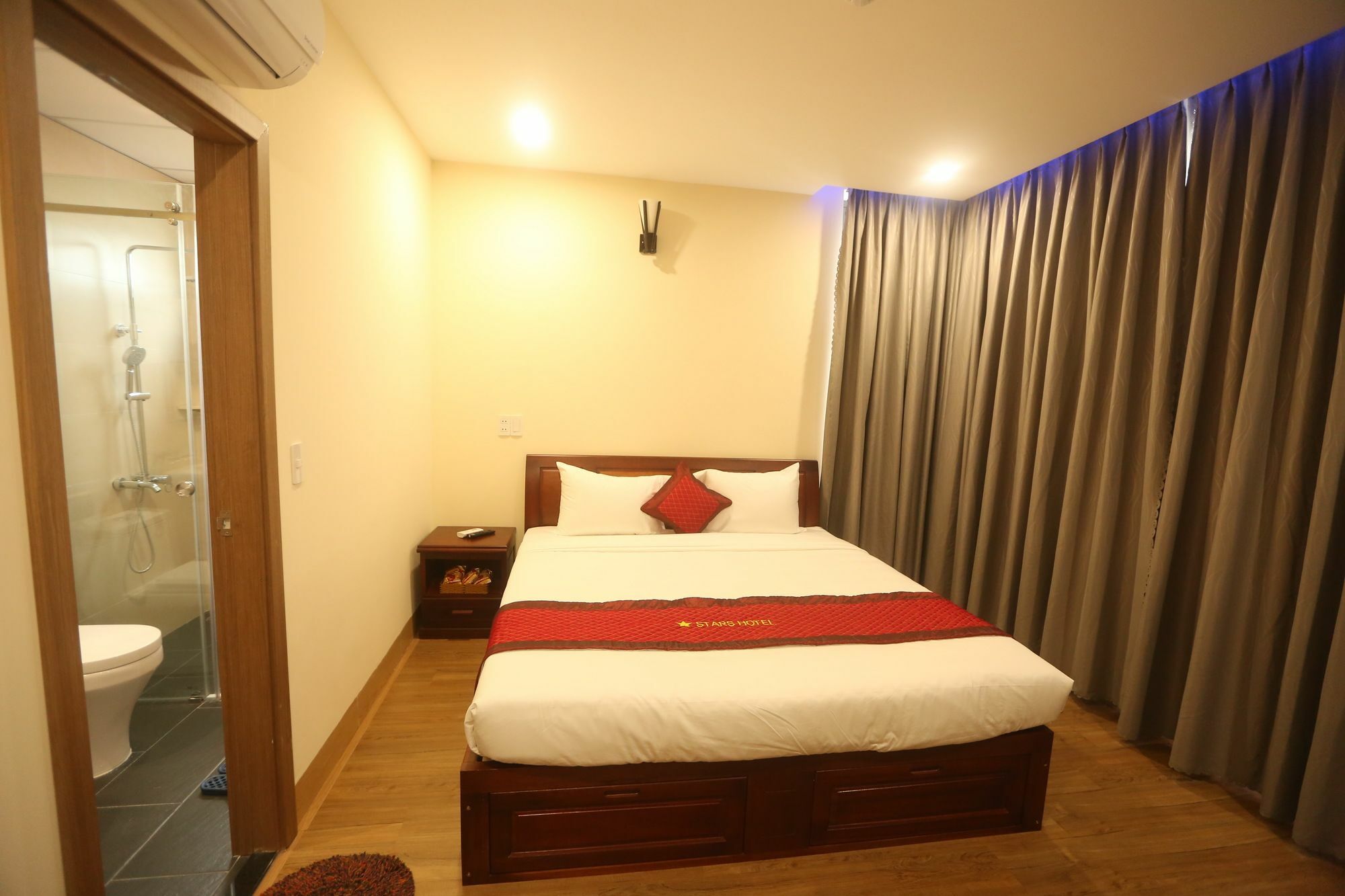 Stars Hotel Danang Exterior photo